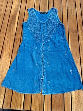 Raya Sun Blue Embroidered Button-Front Dress